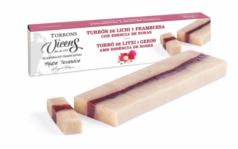 Lichi, gerds i roses